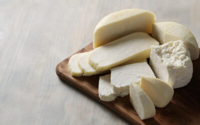 El secreto del sabor del Mediterráneo en queso de cabra