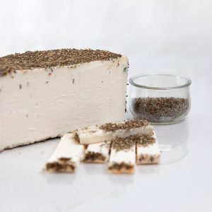 Queso semicurado de leche cruda de cabra con tomillo