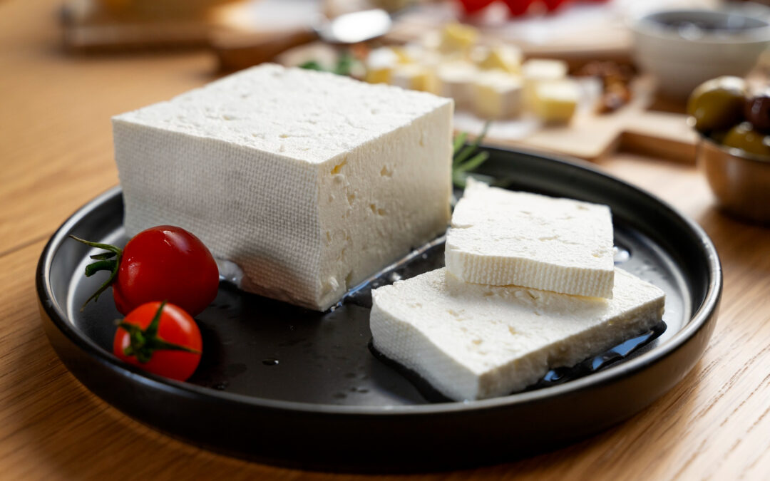 El Queso de Cabra en la Dieta Mediterránea: Tradición y Salud