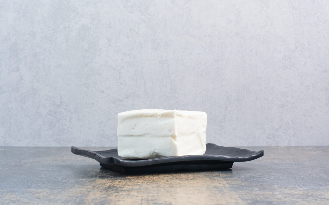 ¿Cómo Almacenar y Servir Queso de Cabra para Máxima Frescura y Sabor?