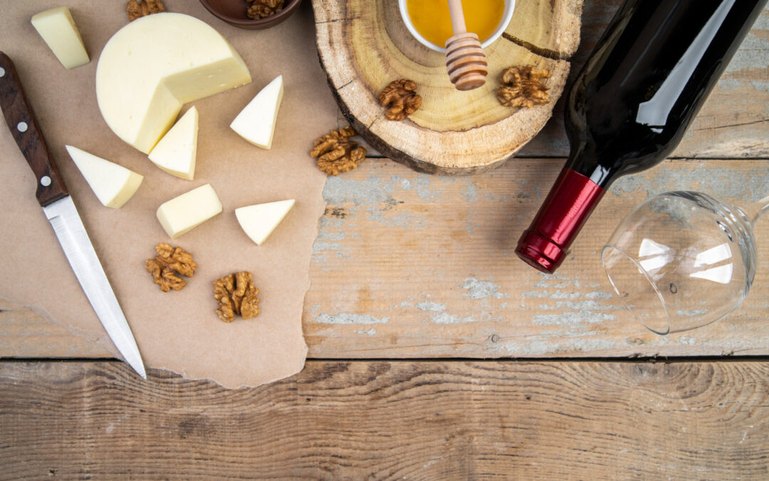 Maridajes perfectos: ¿con qué vino combinar nuestros quesos?